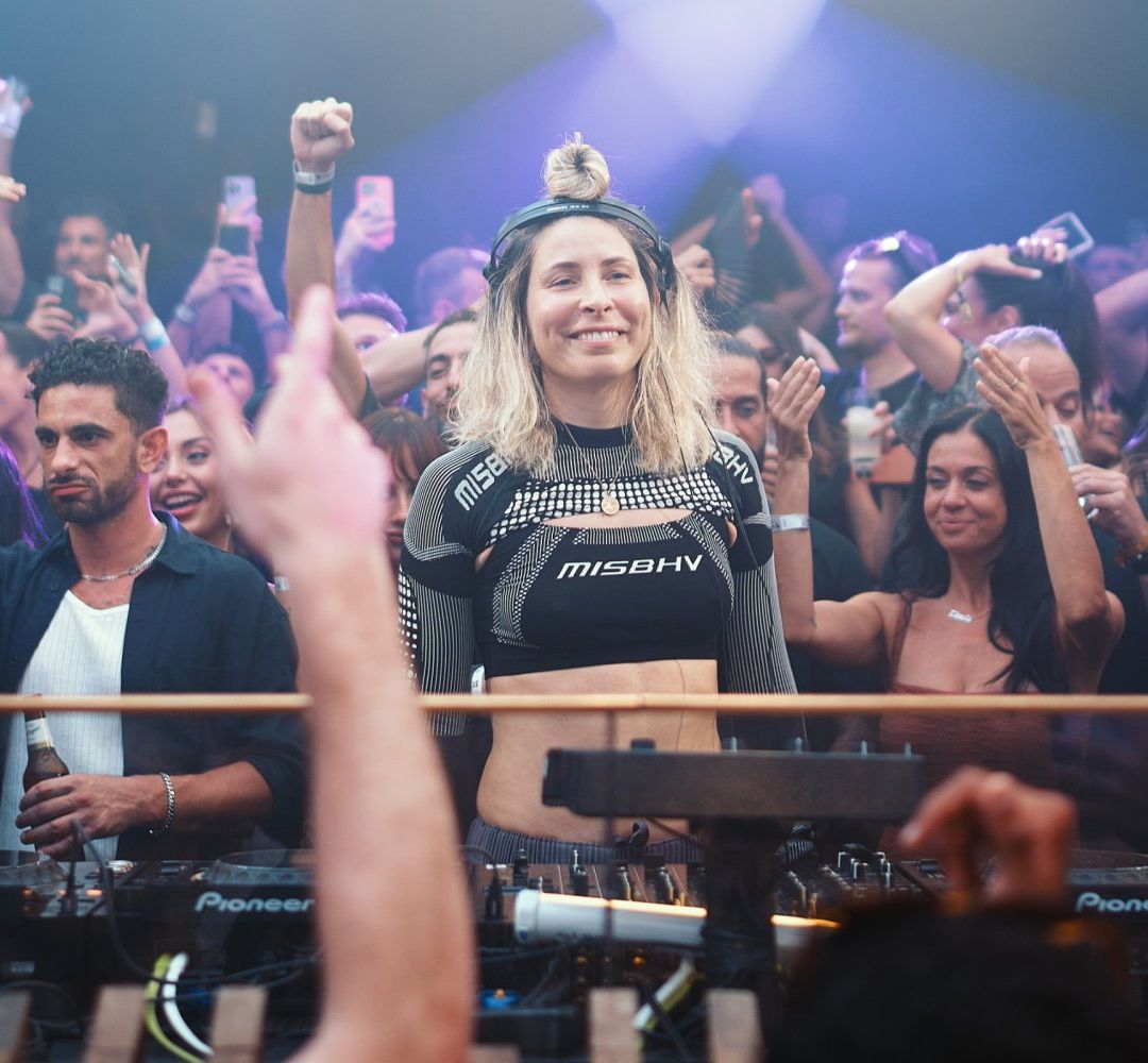 BLOND:ISH presents Abracadabra event cover