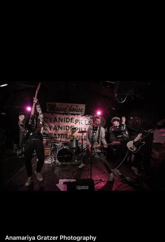 Cyanide Pills & The 50 Kaitanz / Hamburg - Hafenklang - Goldener Salon event cover